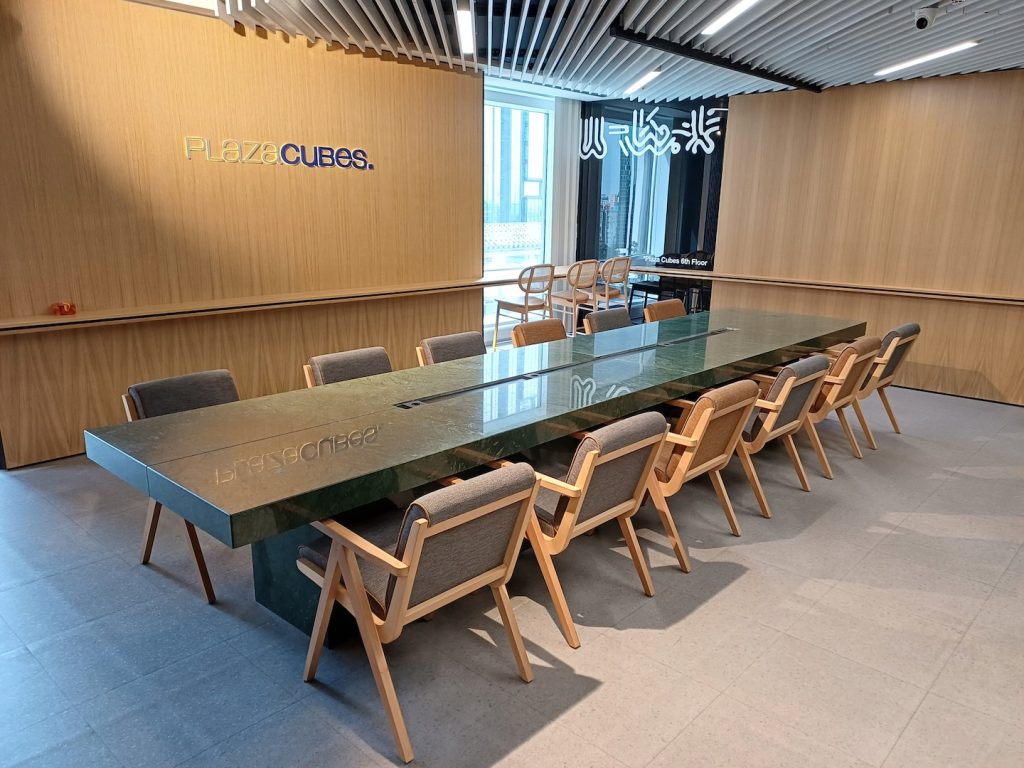 Plaza Cubes Tekfen Tower Meeting Room