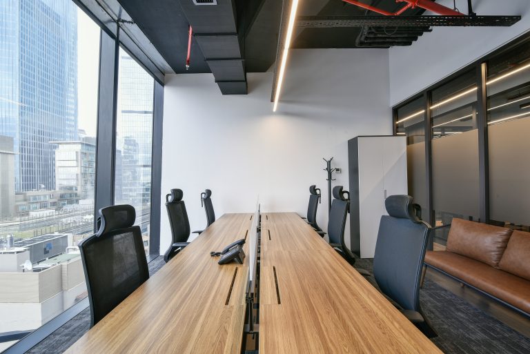 Plaza Cubes Nida Kule Toplanti Odasi