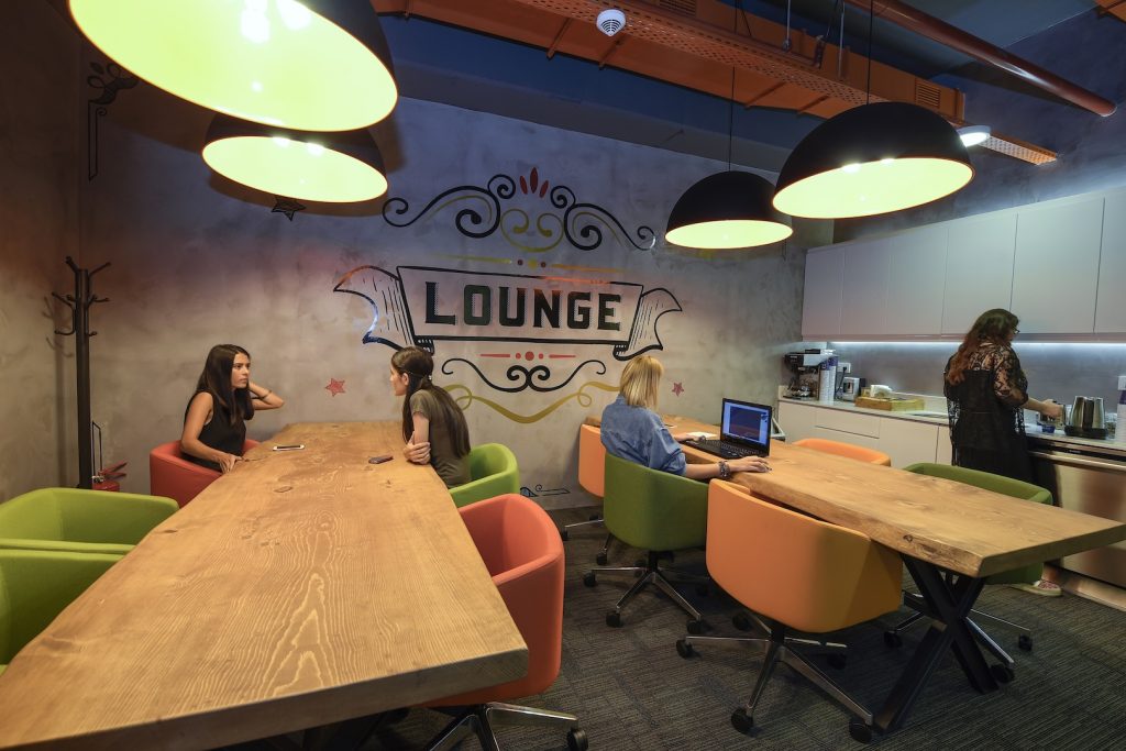 Plaza Cubes - Papirus Sanal Office