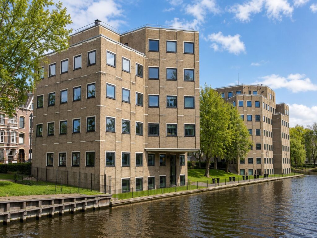 Building Plaza Cubes Amsterdam Weteringschans 26
