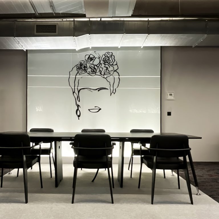 Plaza Cubes Ferko Signagure CoWorking