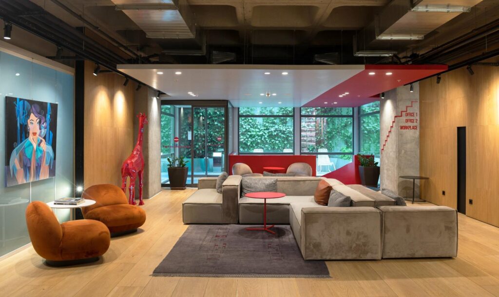 Plaza Cubes - Hazir Ofis - Coworking alanlari ofisiniz icin neye ihtiyaciniz varsa.