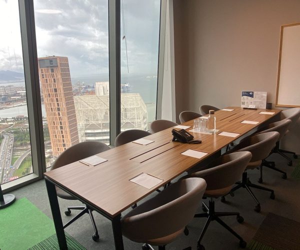 Plaza Cubes Mistral Meeting Room