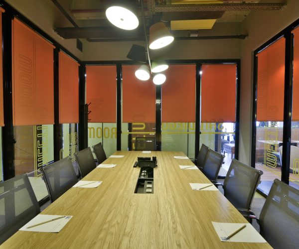 Plaza Cubes Quick Tower Meeing Room